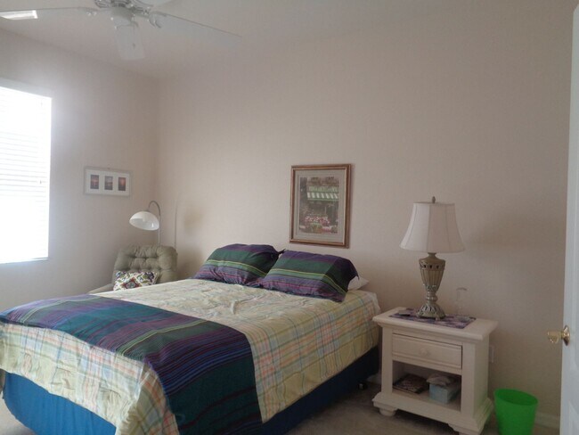 Building Photo - NEW PRICE! Venice Island 3BR/2BA 3rd Floor End Unit Condo