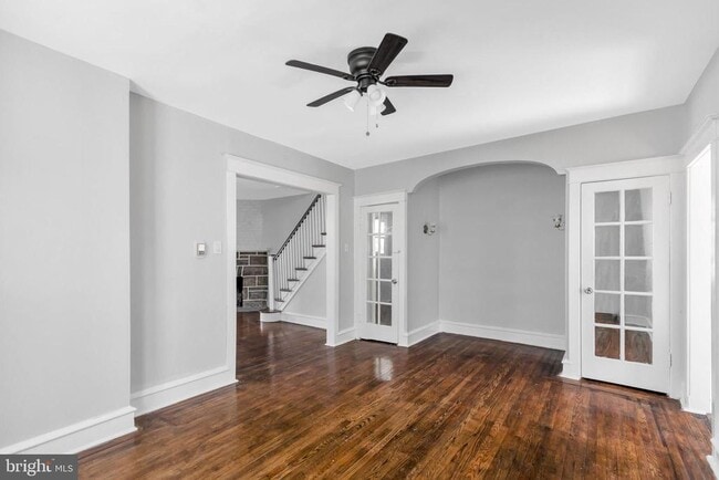 Building Photo - 4056 Ellendale Rd