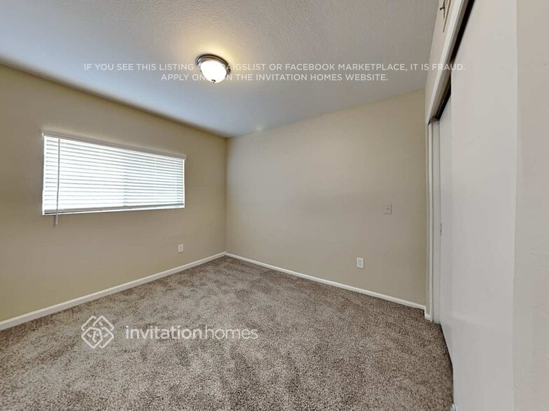 Building Photo - 6748 W Cinnabar Ave