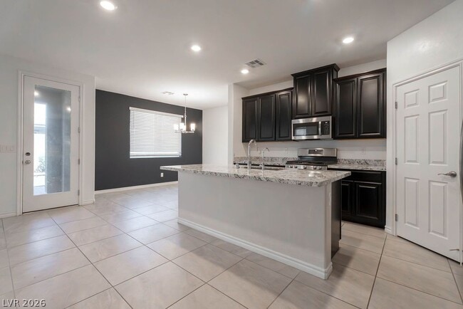 Building Photo - 7126 Calvert Cliffs St