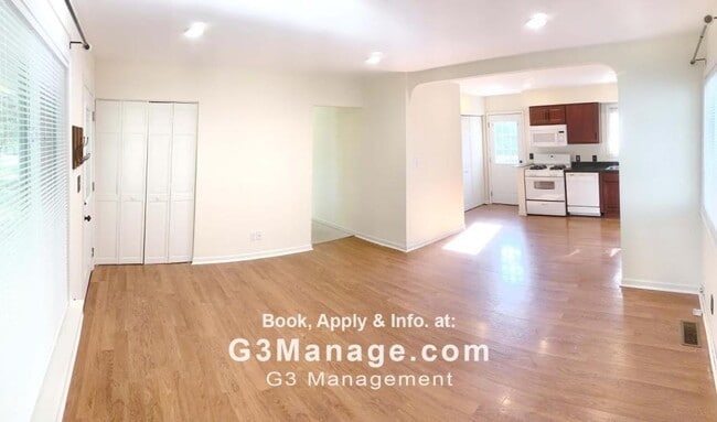 Building Photo - 5052 Walsh Dr