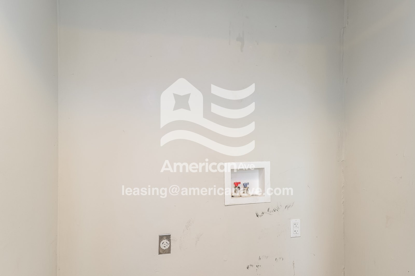 Building Photo - 529 Oakland Ave