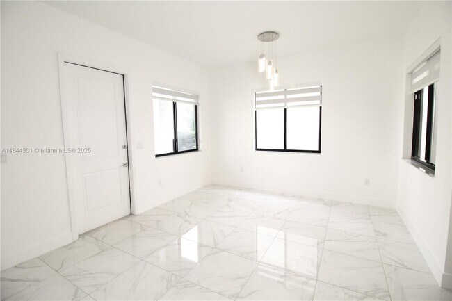 Building Photo - 4335 NW 81st Ave