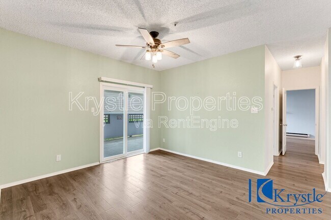 Building Photo - 1201 Glen Cove Pkwy