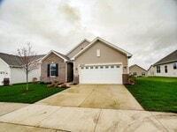 Building Photo - 14347 Clover Ave