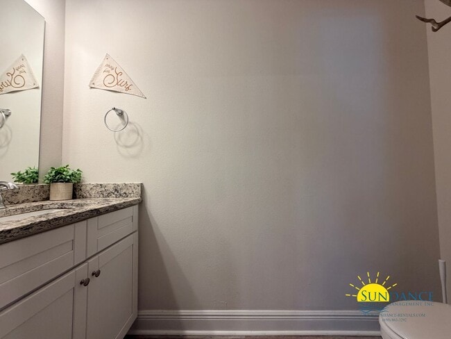 Building Photo - Beautiful 3BR Townhome with Smart Home Features Near Eglin & Hurlburt Field!