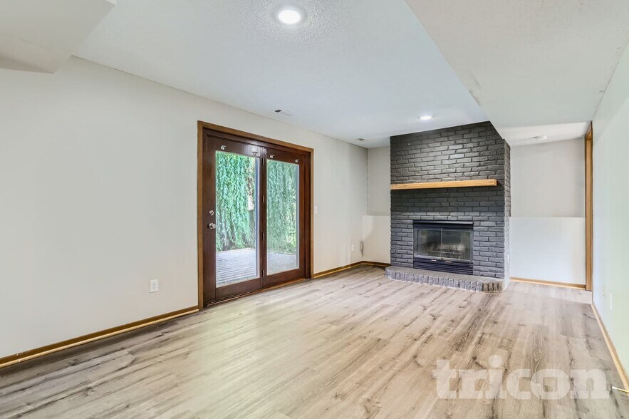 Building Photo - 13734 Glenhurst Ln