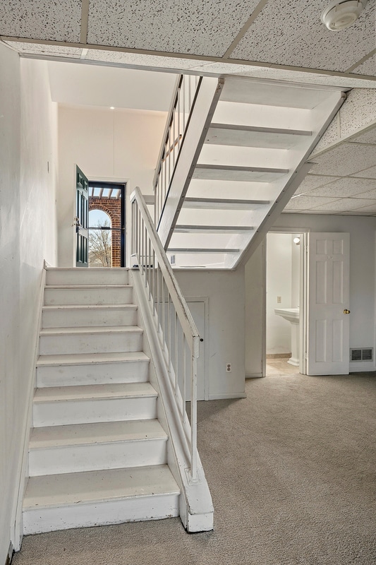 Building Photo - 770 Trenton Ave