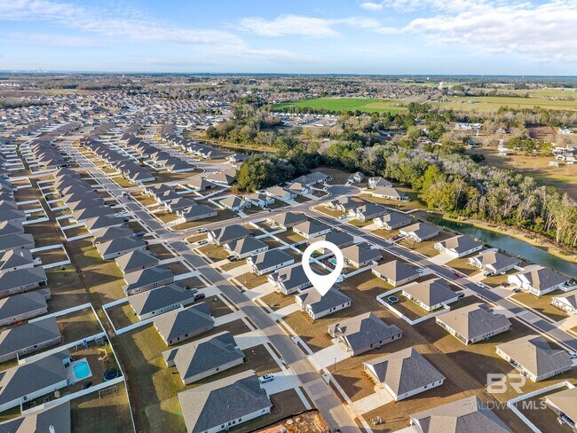 Building Photo - 10464 Winning Colors Trl