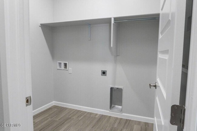 Building Photo - 512 Twilight Dr