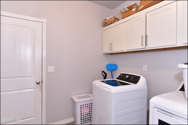 Building Photo - 14512 Charles Foster Ave