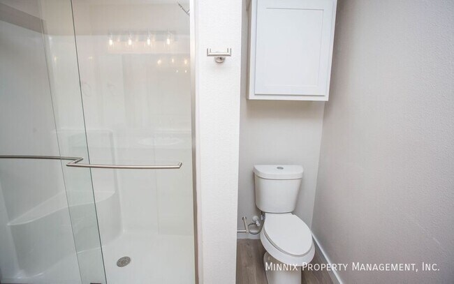 Building Photo - 312 E 77th St