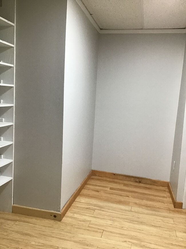 Building Photo - Spacious Mountain Home With Finished Basement & Great Location!