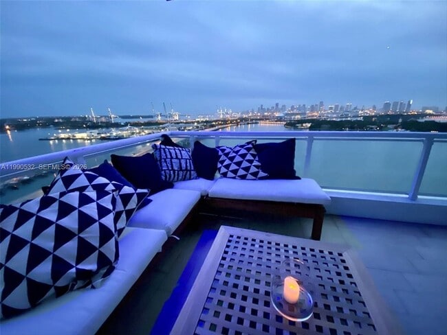 Building Photo - 540 West Ave