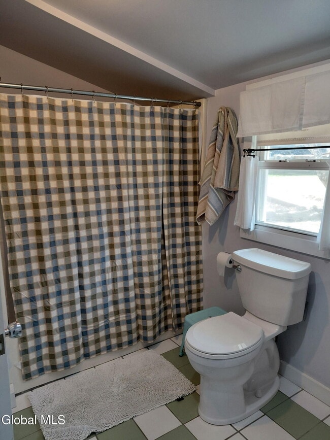 Building Photo - 3320 Travis Point Way