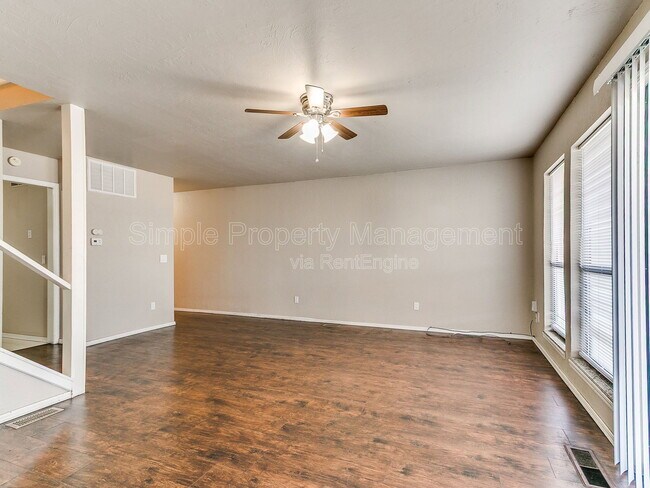 Building Photo - 10607 N MacArthur Blvd