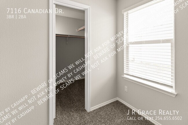 Building Photo - 7116 Canadian Dr