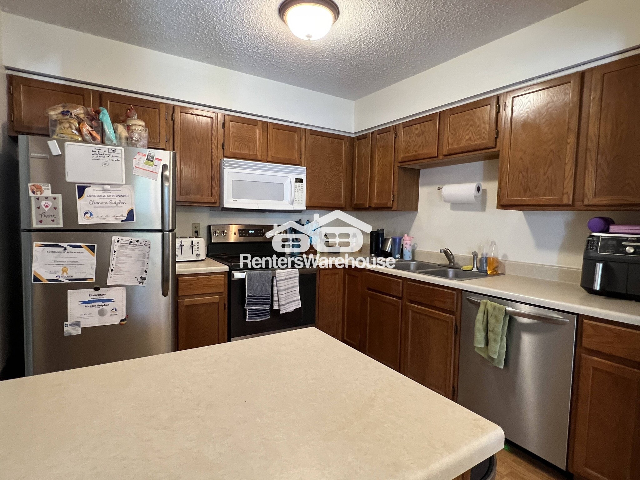 Building Photo - 4128 Meadowlark Way