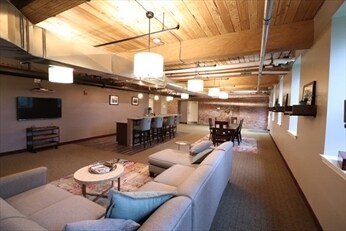 Building Photo - 35 Riverwalk Way