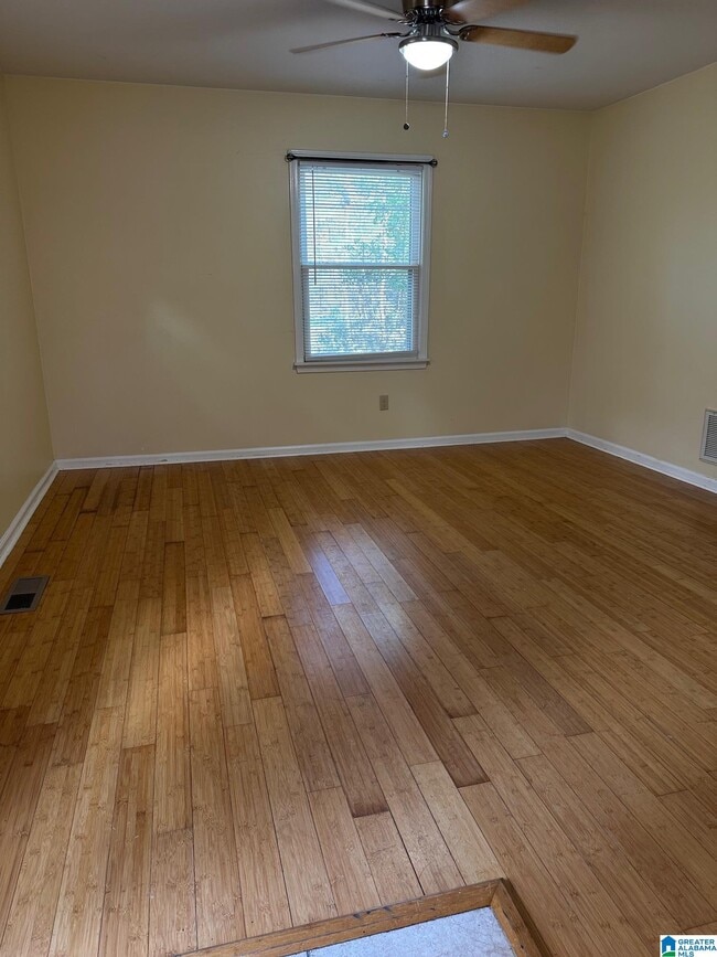 Building Photo - 3208 Westbrook Dr