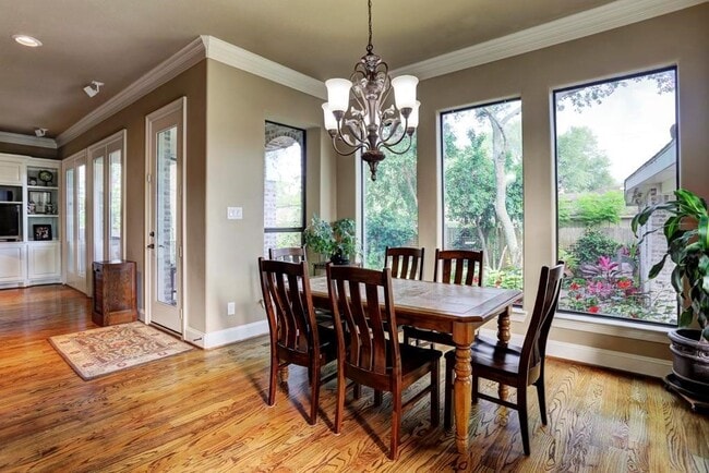 Building Photo - 5031 Cheena Dr