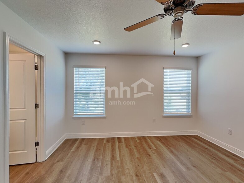 Building Photo - 14625 Cedar Trunk Ter