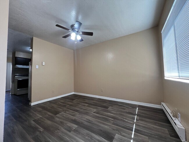 Building Photo - 183 Monte Largo Dr NE