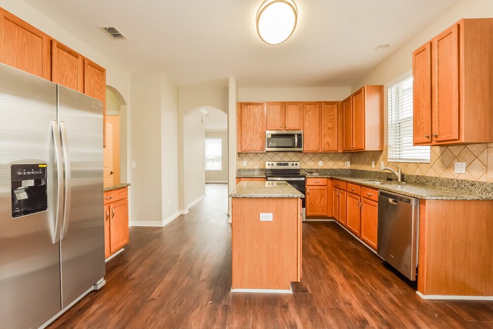 Building Photo - 3067 Zander Dr