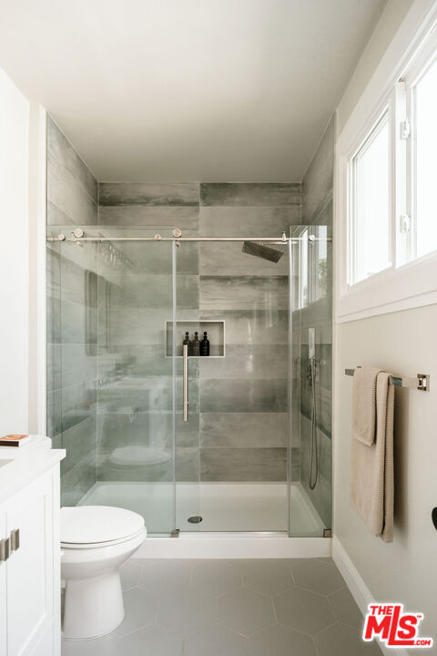 Building Photo - 2786 Bush St