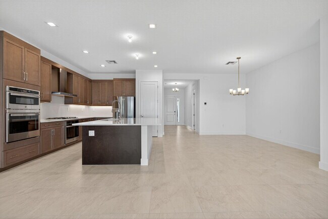 Building Photo - 13211 Feathering Wy