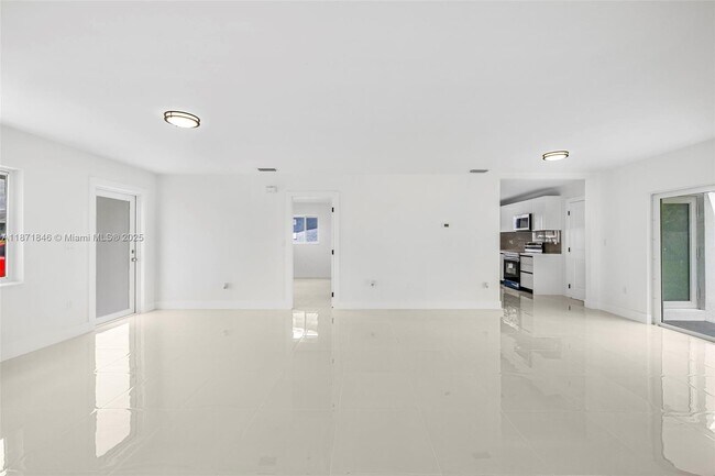 Building Photo - 10935 SW 217th Terrace