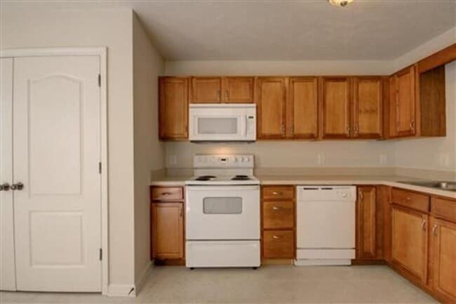 Building Photo - 916- A Charlotte Street