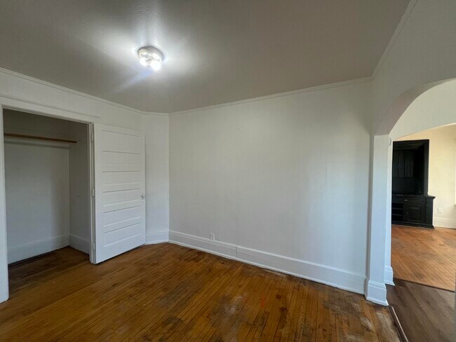 Building Photo - 1253 N 34th St