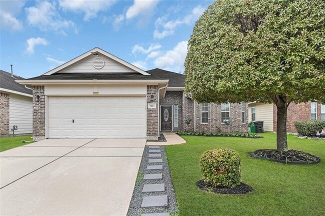 Primary Photo - 7531 Oakwood Canyon Dr