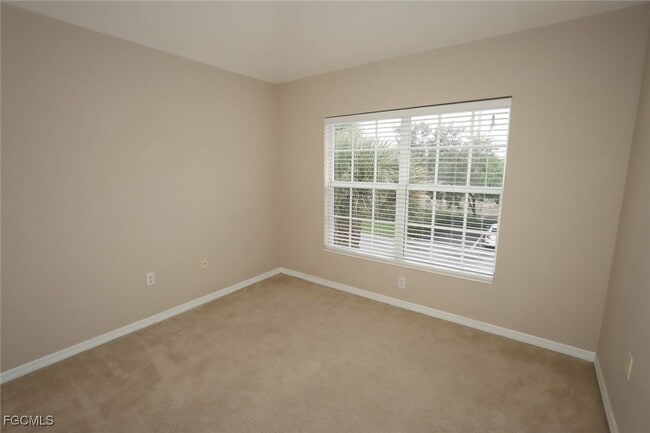 Building Photo - 1172 Oxford Ln