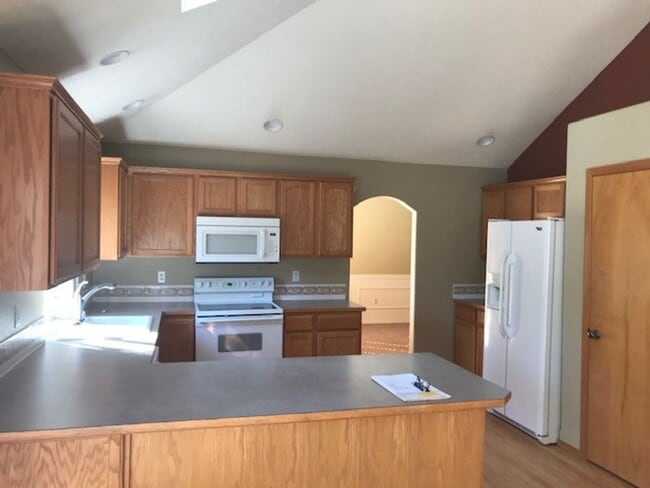 Building Photo - COMING SOON JUNE !! Two Story Home By Old Sundance Golf Course