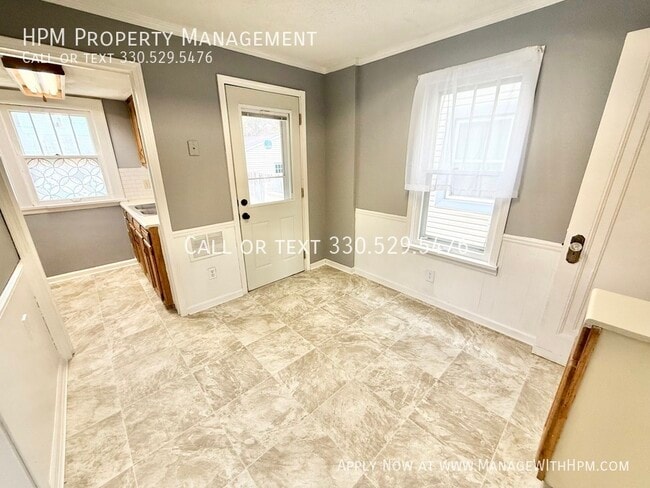 Building Photo - 1153 Concord Ave SW