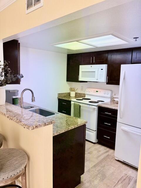 Building Photo - 43376 Cook St