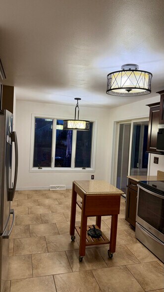 Building Photo - 200 Harvest Way