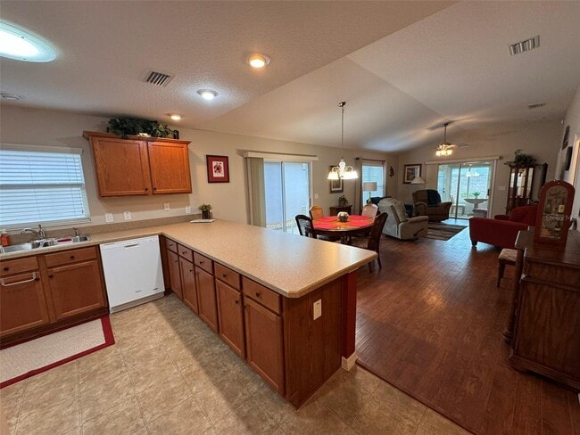 Building Photo - 3076 Gulfport Ct