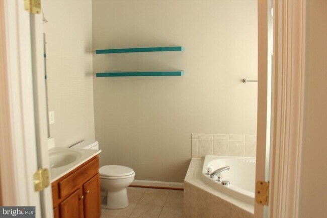 Building Photo - 3404 Blue Mallard Landing