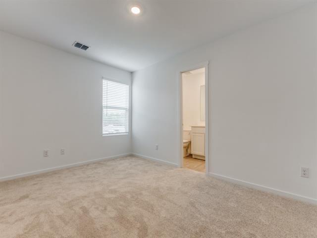Building Photo - 6852 Bramblewood Dr