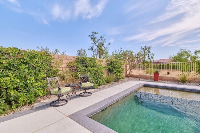 Building Photo - 43424 Bordeaux Dr