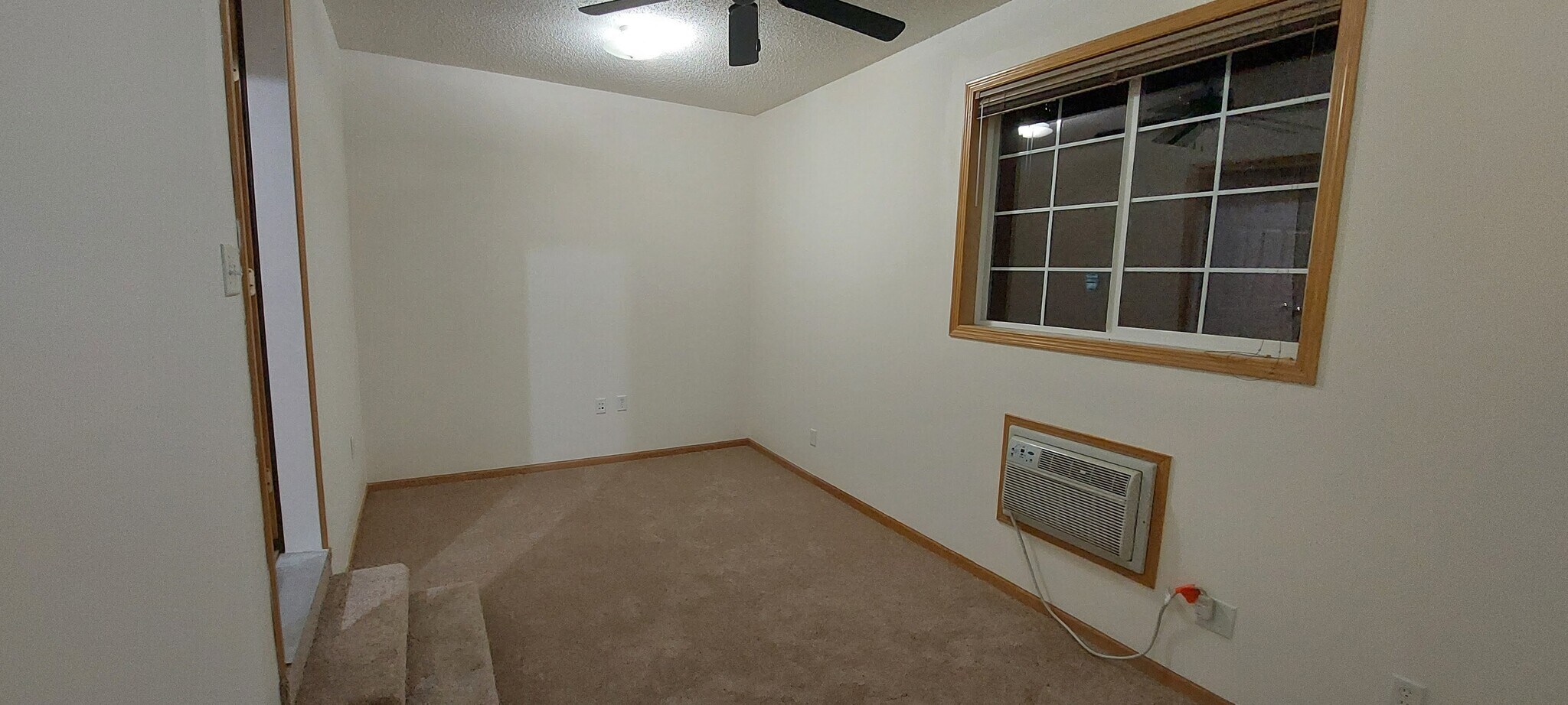 Building Photo - 21354 Idaho Ave