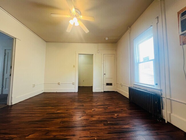 Building Photo - 759 Garrison Ave