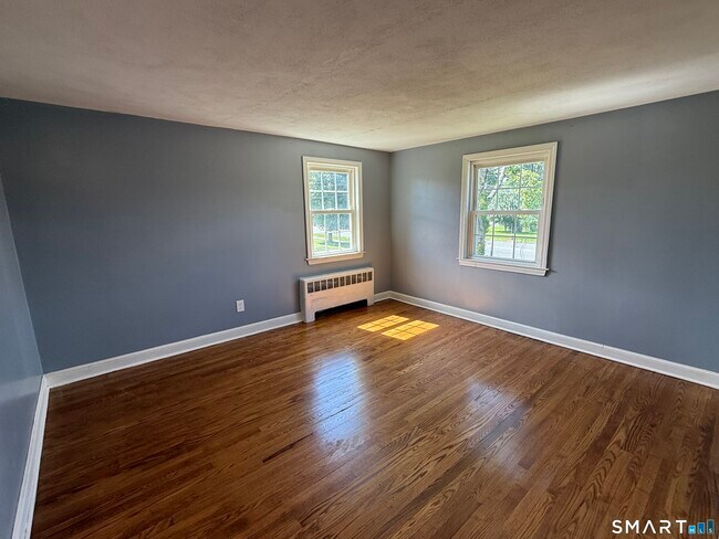 Building Photo - 618 Willard Ave