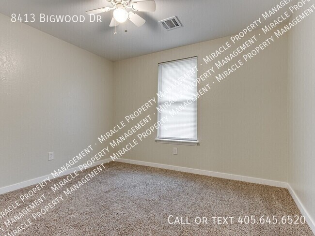 Building Photo - 8413 Bigwood Dr
