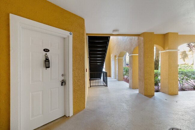 Building Photo - 3599 Conroy Rd