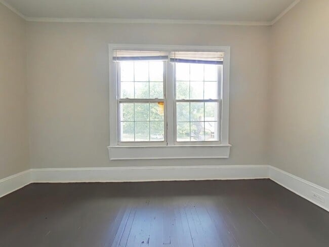 Building Photo - 224 N Dunleith Ave