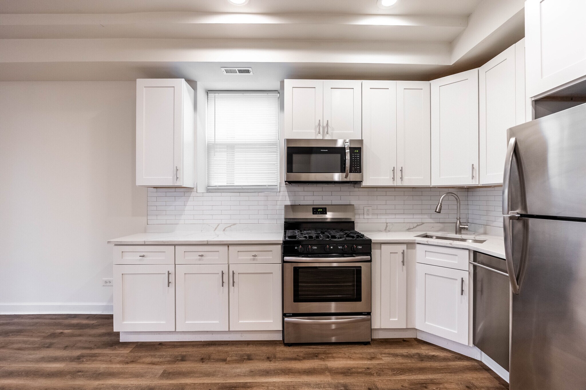 Building Photo - 2112 N Campbell Ave